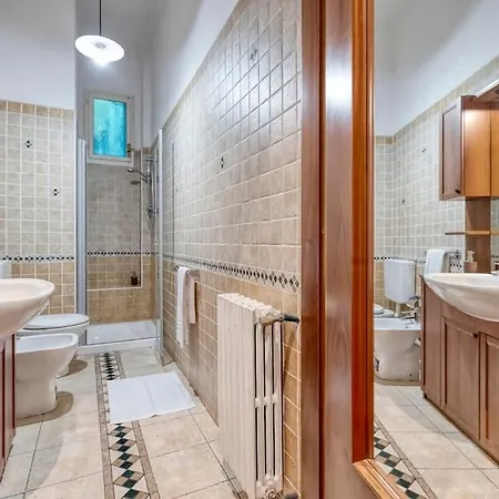 Apartment Fine Arts - Tv 40' Hd Netflix Prime Dazn Bologna