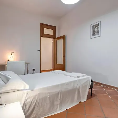 Fine Arts - Tv 40' Hd Netflix Prime Dazn Apartman Bologna