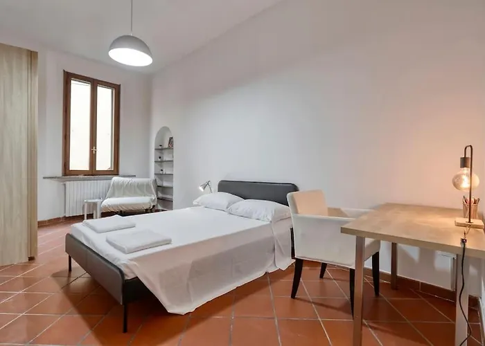 Fine Arts - Tv 40' Hd Netflix Prime Dazn Apartamento *