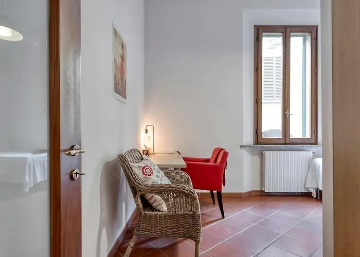 Fine Arts - Tv 40' Hd Netflix Prime Dazn Bolonia