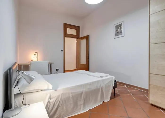 Fine Arts - Tv 40' Hd Netflix Prime Dazn Apartamento Bolonia