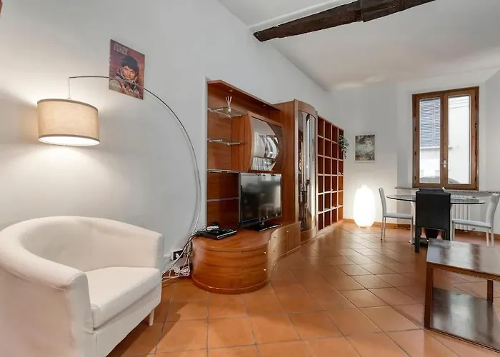 Fine Arts - Tv 40' Hd Netflix Prime Dazn Bolonia