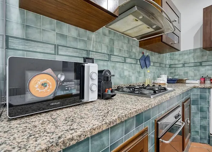 Fine Arts - Tv 40' Hd Netflix Prime Dazn Apartamento Bolonia