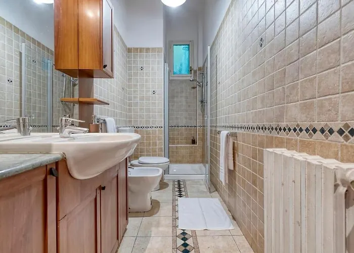 Fine Arts - Tv 40' Hd Netflix Prime Dazn Apartamento